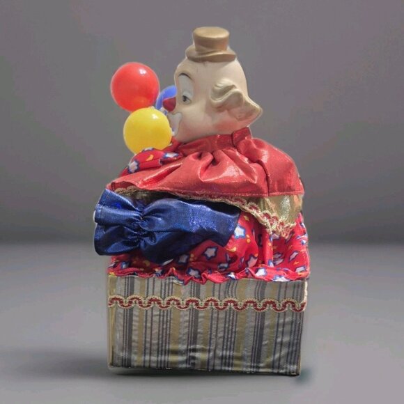 Vintage Musical Wind Up Animated Clown Music Box  "Memories" CATS Musical - Picture 2 of 6